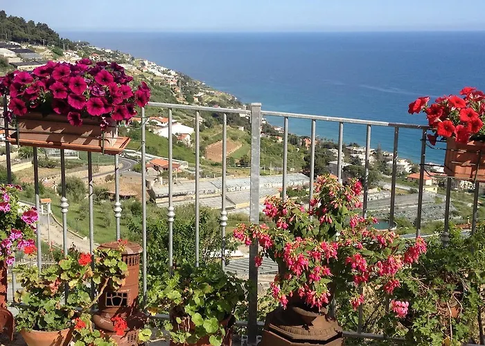 Pensionat Villa Mont Des Oliviers Citra-8055Lt-1805 E 1807 3*